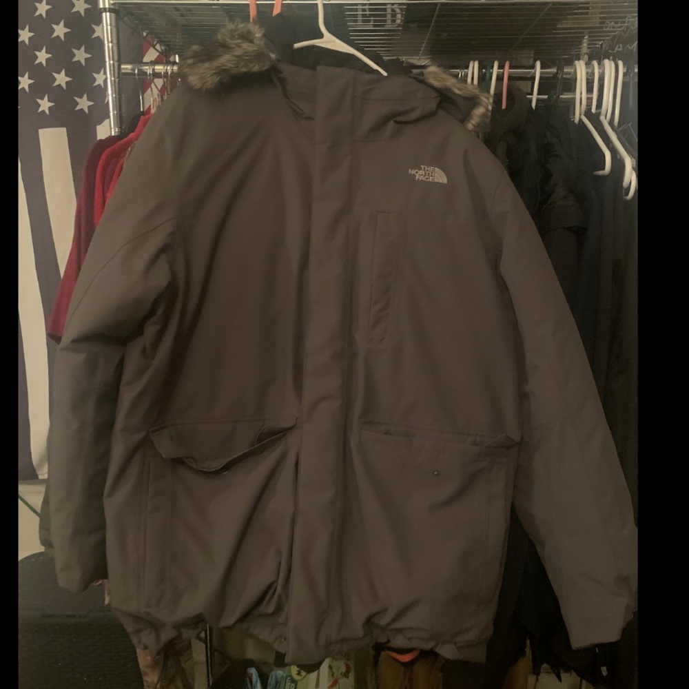 North face used in grey condition
